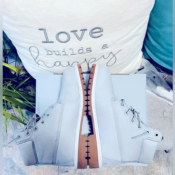 ✨LIKE-NEW✨Timberland Premium 6’ Waterproof (Grey), Men’s Size 5.5/Women’s Size 7 - Picture 6 of 12